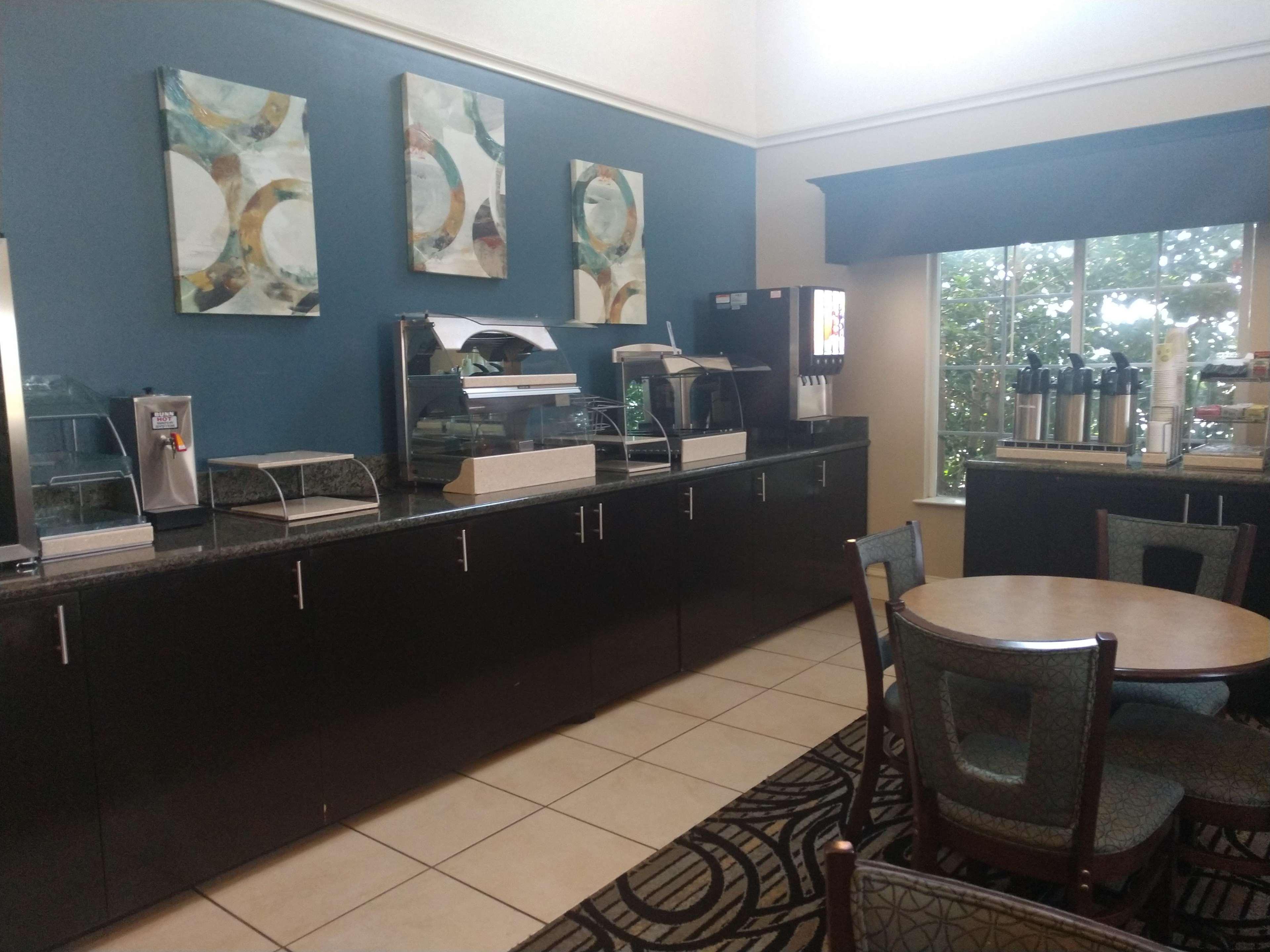 Best Western Casula Motor Inn Bagian luar foto