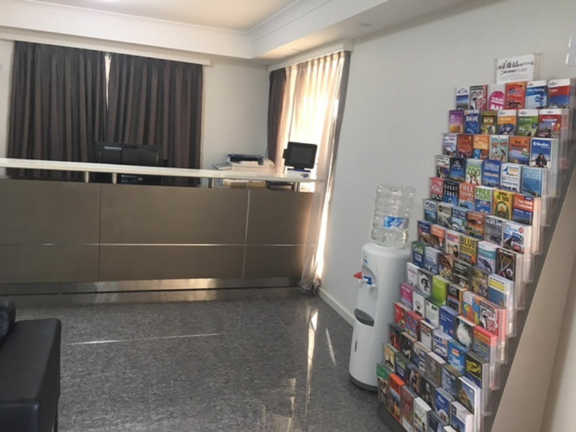 Best Western Casula Motor Inn Bagian luar foto