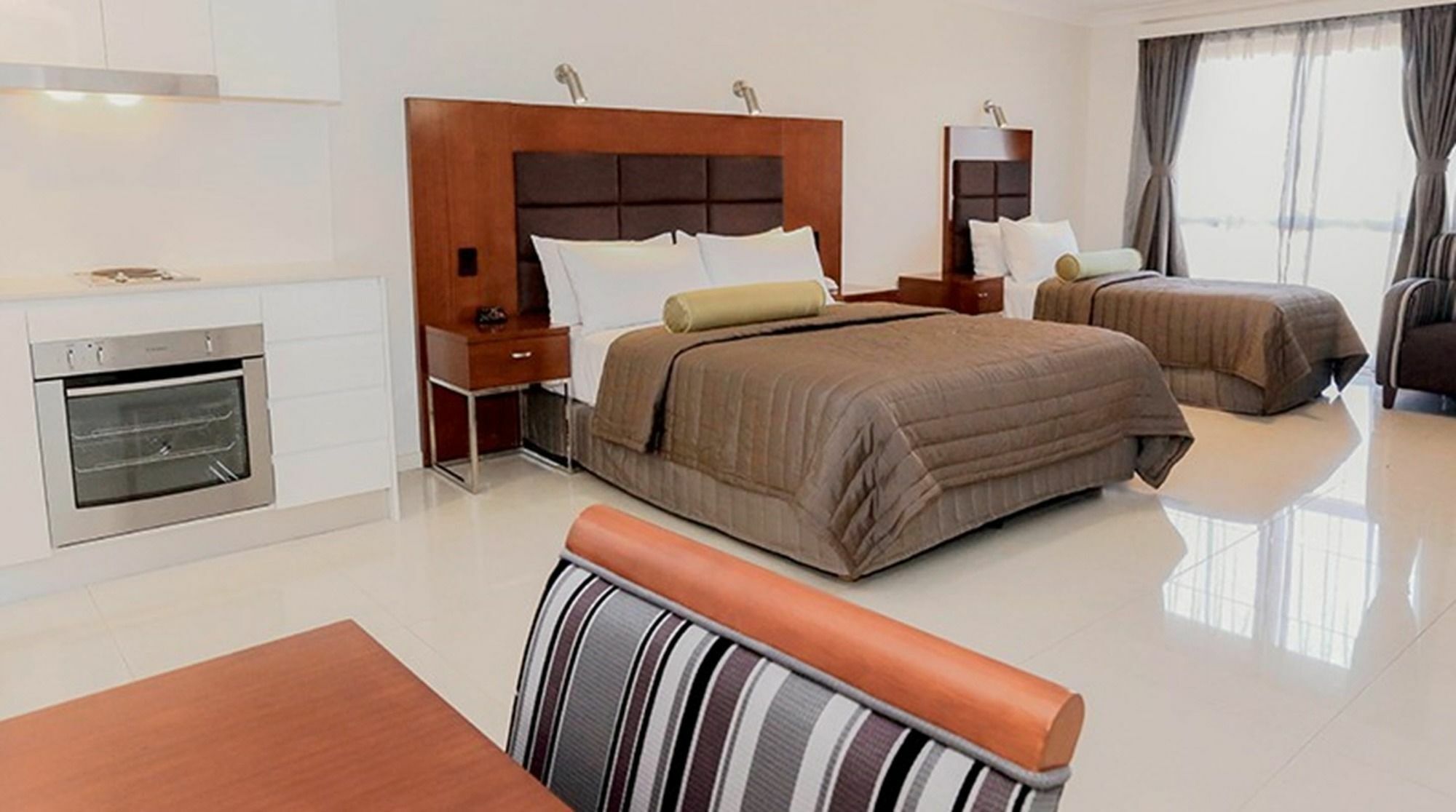 Best Western Casula Motor Inn Bagian luar foto
